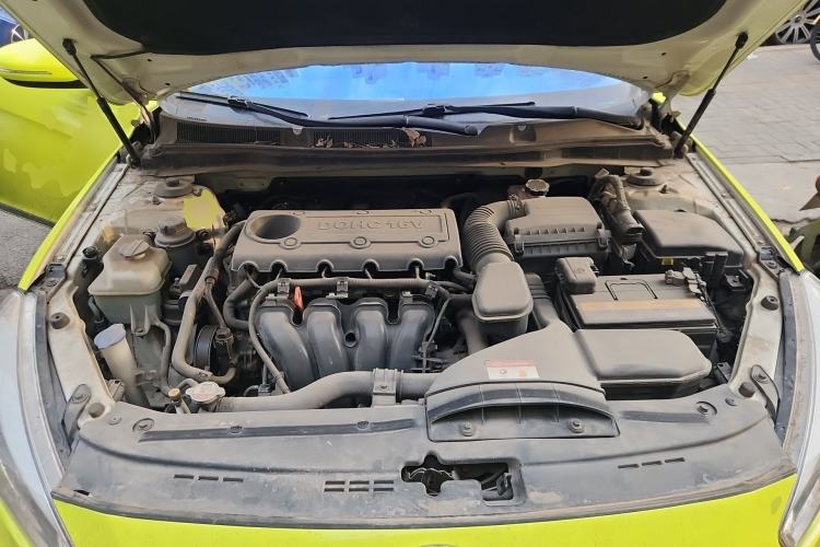 Used Kia Cadenza 2013 2.4L Business Sunroof Version China IV Standard Engine Bay