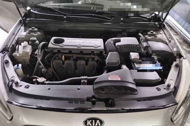 Used Kia Cadenza 2013 2.4L Business Model China V Standard Engine Bay