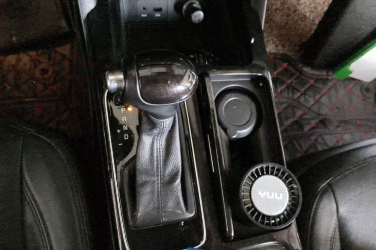 Used Kia Cadenza 2013 2.4L Business Model China V Standard Gear Lever