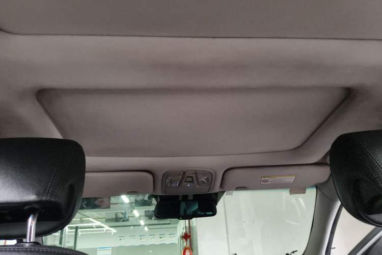 Used Kia Cadenza 2013 2.4L Business Model China V Standard Headliner