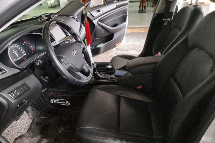 Used Kia Cadenza 2013 2.4L Business Model China V Standard Left Front Seat