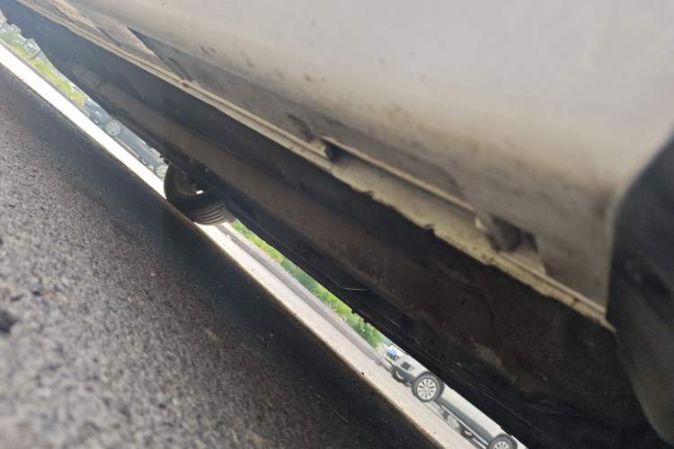 Used Kia Cadenza 2013 2.4L Elite Model China IV Standard Chassis Front Right