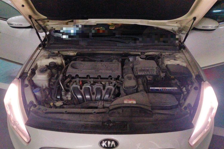 Used Kia Cadenza 2013 2.4L Business Sunroof Version China IV Standard Engine Bay