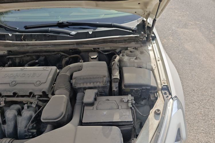 Used Kia Cadenza 2013 2.4L Elite Model China IV Standard Engine Bay Left