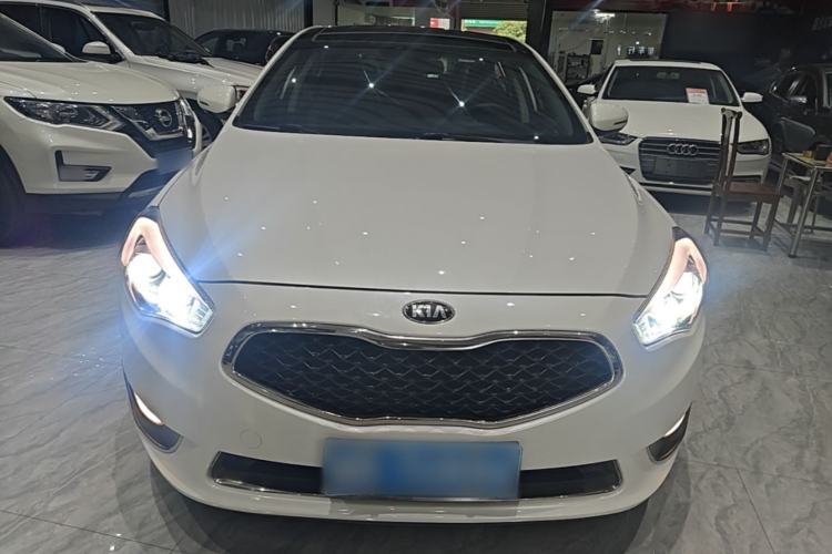 Used Kia Cadenza 2013 2.4L Business Sunroof Version China IV Standard Front