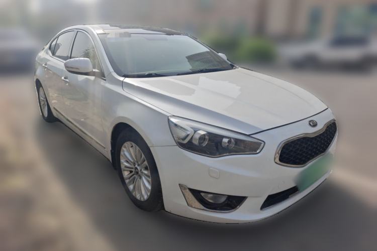 Used Kia Cadenza 2013 2.4L Elite Model China IV Standard Front Right 45 Deg