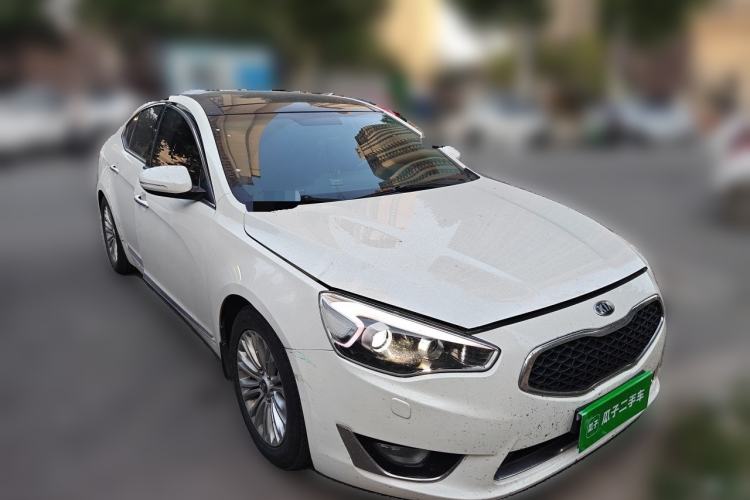Used Kia Cadenza 2013 2.4L Elite Model China IV Standard Front Right 45 Deg