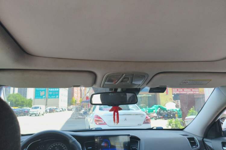 Used Kia Cadenza 2013 2.4L Elite Model China IV Standard Headliner