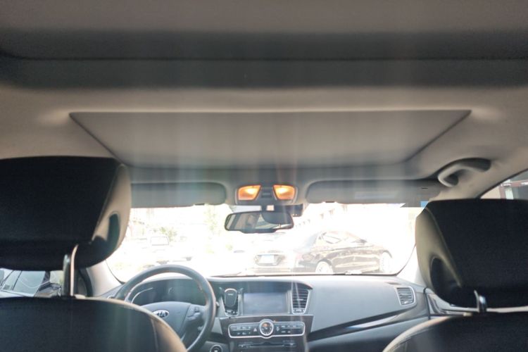 Used Kia Cadenza 2013 2.4L Elite Model China IV Standard Headliner