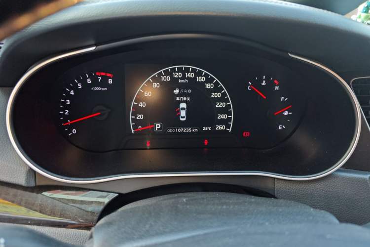 Used Kia Cadenza 2013 2.4L Business Sunroof Version China V Standard Instrument Cluster