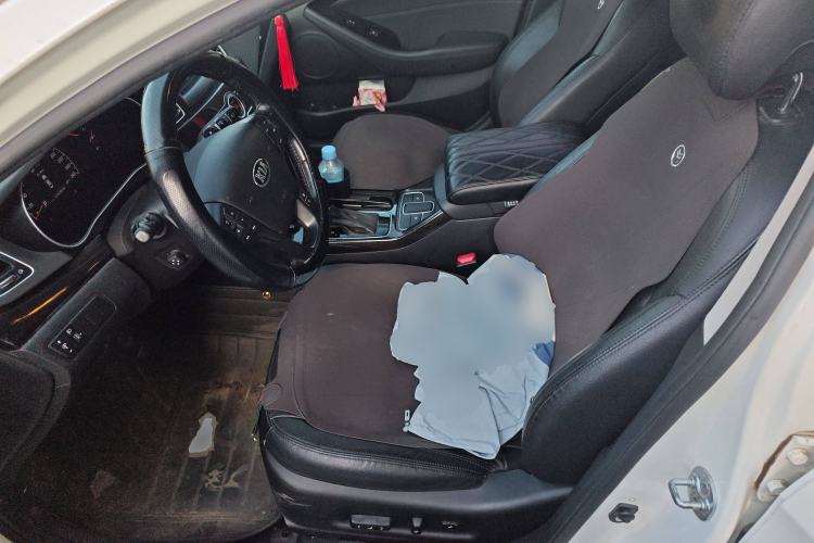 Used Kia Cadenza 2013 2.4L Business Sunroof Version China V Standard Left Front Seat