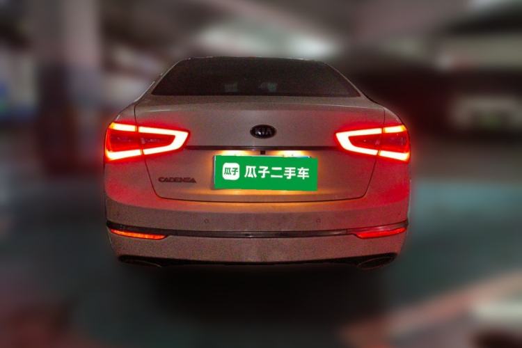 Used Kia Cadenza 2013 2.4L Business Sunroof Version China IV Standard Rear