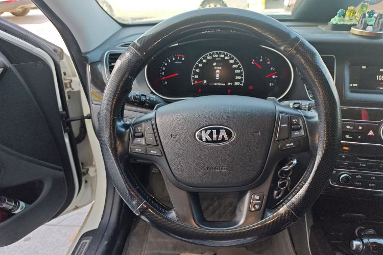 Used Kia Cadenza 2013 2.4L Business Sunroof Version China V Standard Steering Wheel