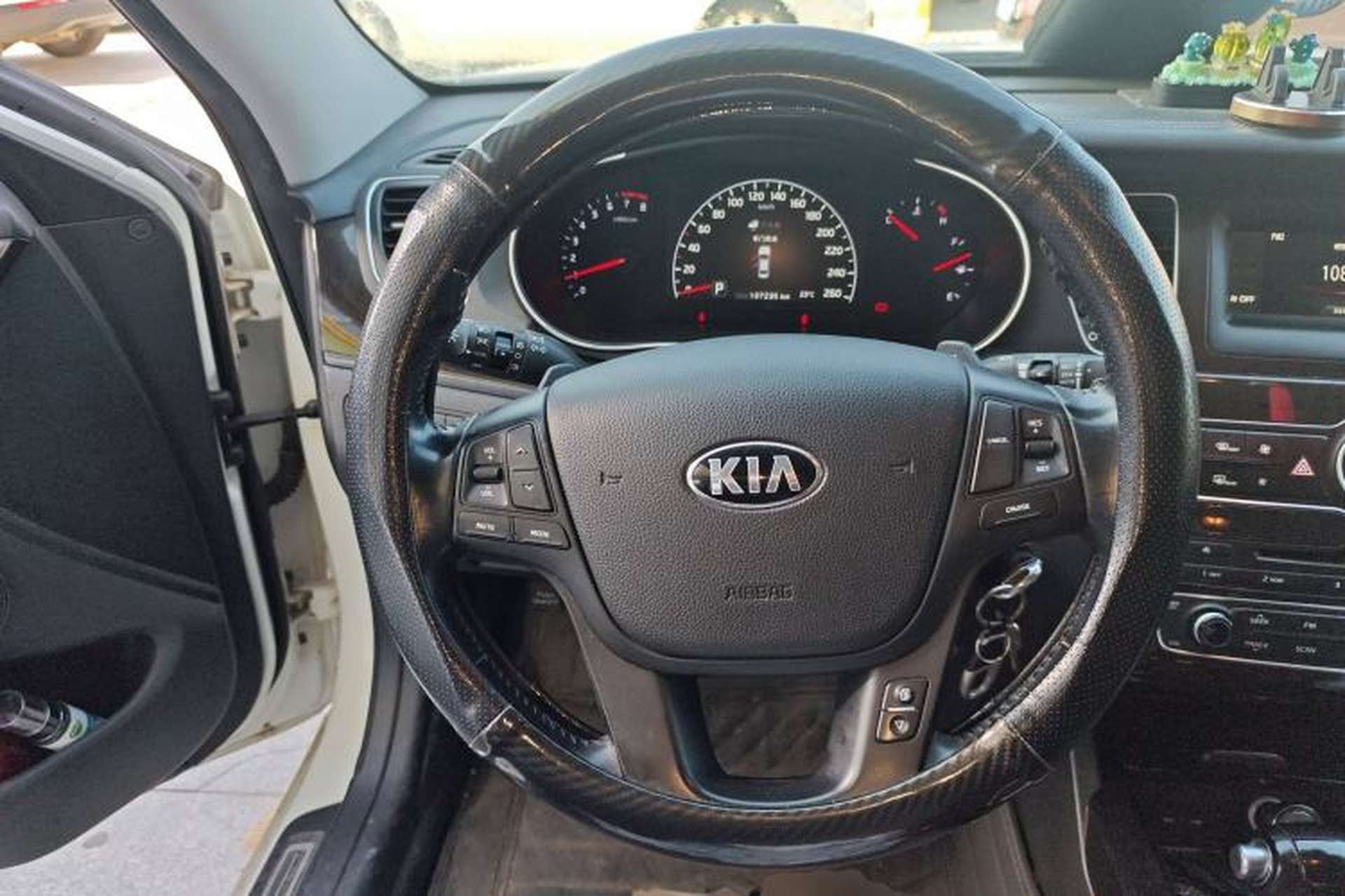 Used Kia Cadenza 2013 2.4L Business Sunroof Version China V Standard Steering Wheel