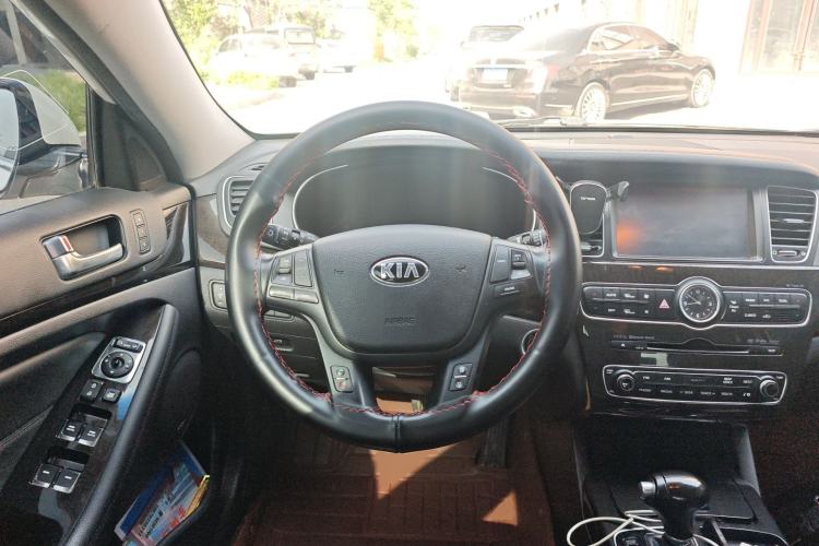 Used Kia Cadenza 2013 2.4L Elite Model China IV Standard Steering Wheel