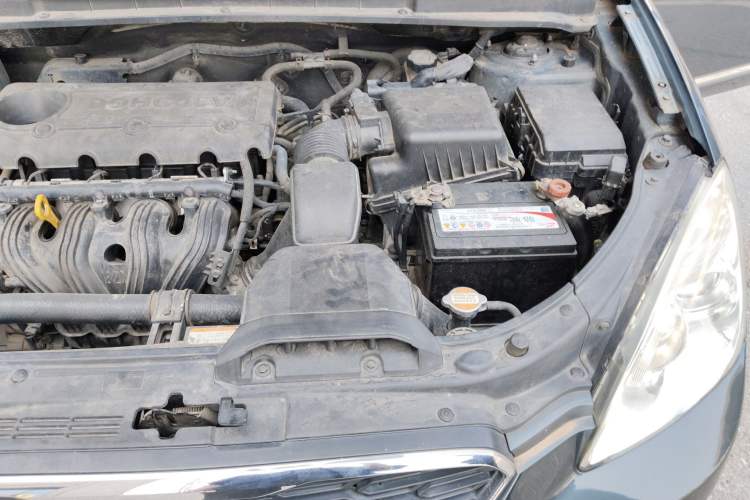Used Kia Carens 2007 2.0L 7-Seater Comfort Edition Engine Bay Left