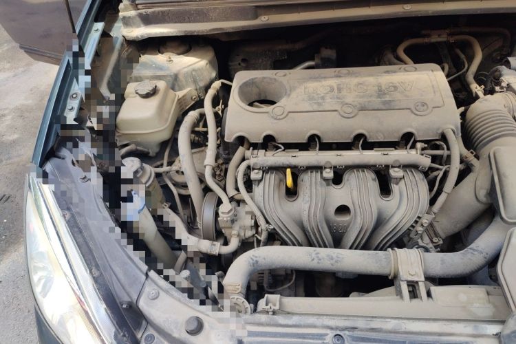 Used Kia Carens 2007 2.0L 7-Seater Standard Edition Engine Bay Right