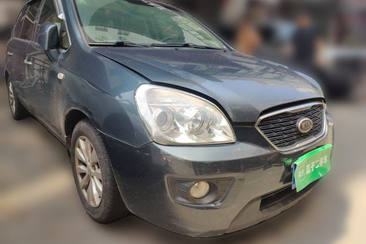 Used Kia Carens 2007 2.0L 7-Seater Standard Edition Front Right 45 Deg