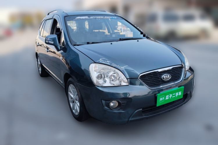 Used Kia Carens 2007 2.0L 7-Seater Comfort Edition Front Right 45 Deg