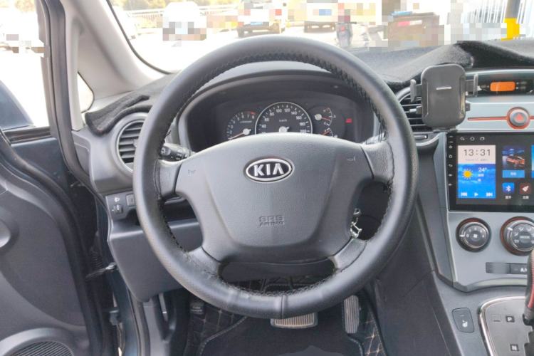 Used Kia Carens 2007 2.0L 7-Seater Comfort Edition Steering Wheel