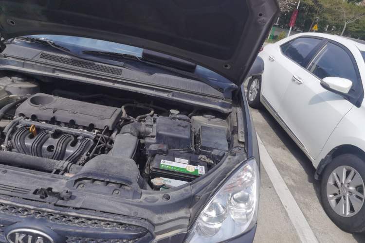 Used Kia Carens 2007 2.0L 7-Seater Standard Edition Engine Bay Left