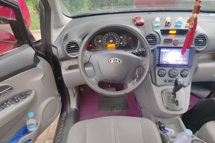 Used Kia Carens 2007 2.0L 5-Seater Comfort Edition Steering Wheel
