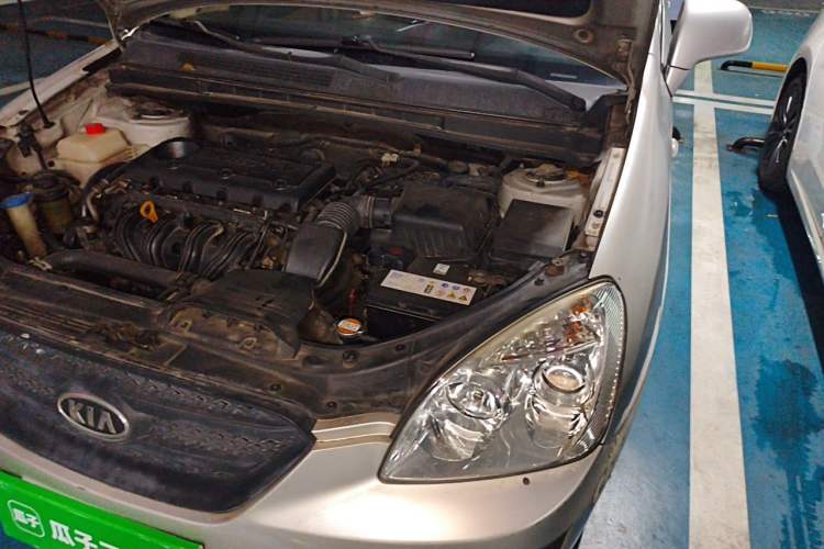 Used Kia Carens 2007 2.0L 5-Seater Luxury Edition Engine Bay Left