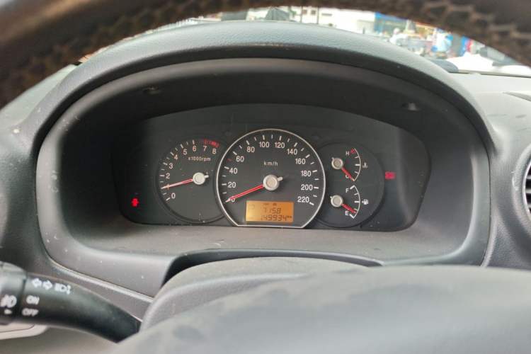Used Kia Carens 2007 2.0L 7-Seater Standard Edition Instrument Cluster