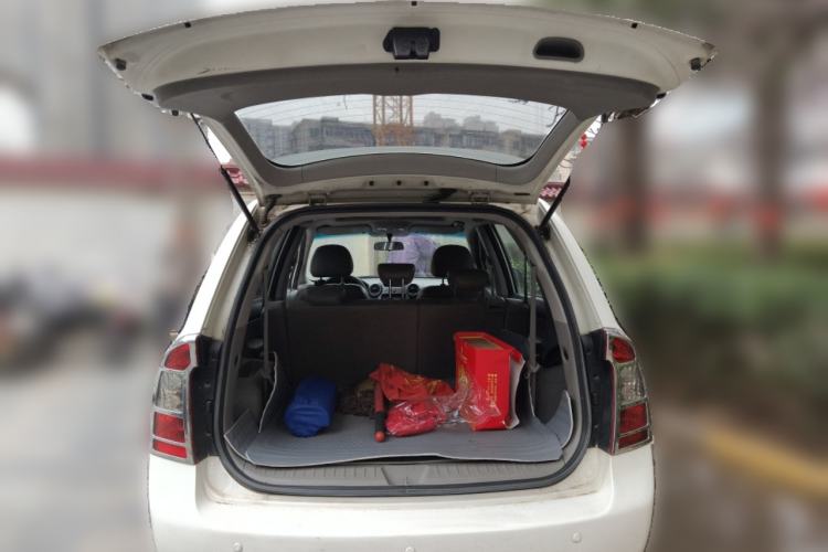 Used Kia Carens 2007 2.0L 7-Seater Comfort Edition Trunk