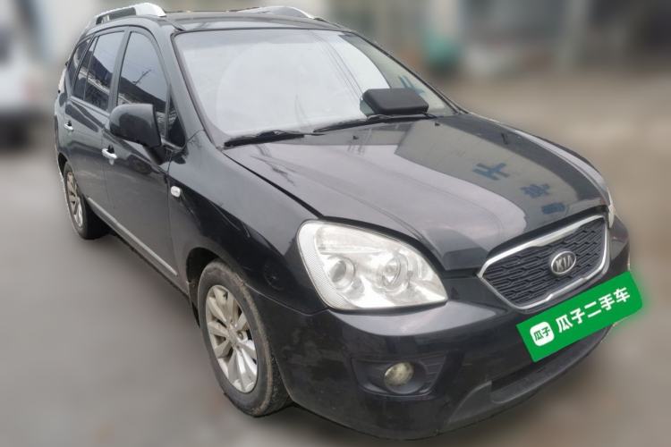 Used Kia Carens 2011 2.0L 7-Seater Automatic Comfort Edition Front Right 45 Deg
