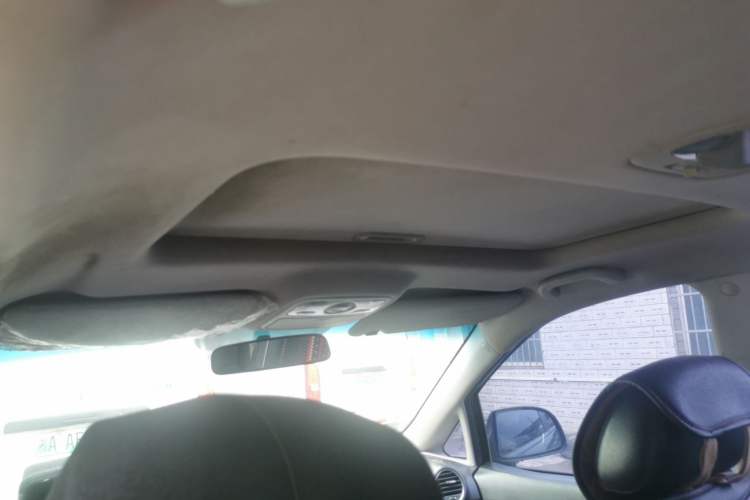 Used Kia Carens 2011 2.0L 7-Seater Automatic Comfort Edition Headliner
