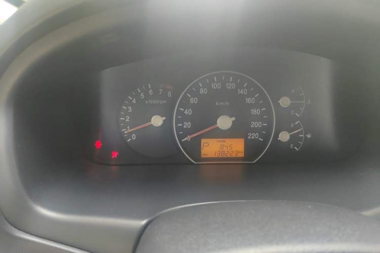 Used Kia Carens 2011 2.0L 7-Seater Automatic Standard Edition Instrument Cluster