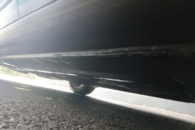 Used Kia Carens 2011 2.0L 7-Seater Automatic Standard Edition Chassis Rear Left