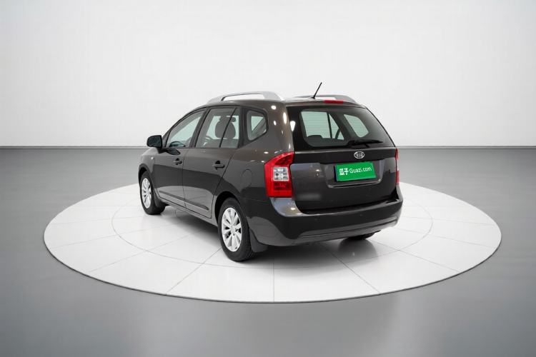 Used Kia Carens 2011 2.0L 7-Seater Automatic Standard Edition Exterior 3