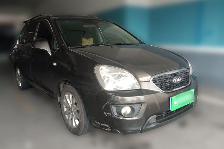 Used Kia Carens 2011 2.0L 7-Seater Automatic Standard Edition Front Right 45 Deg