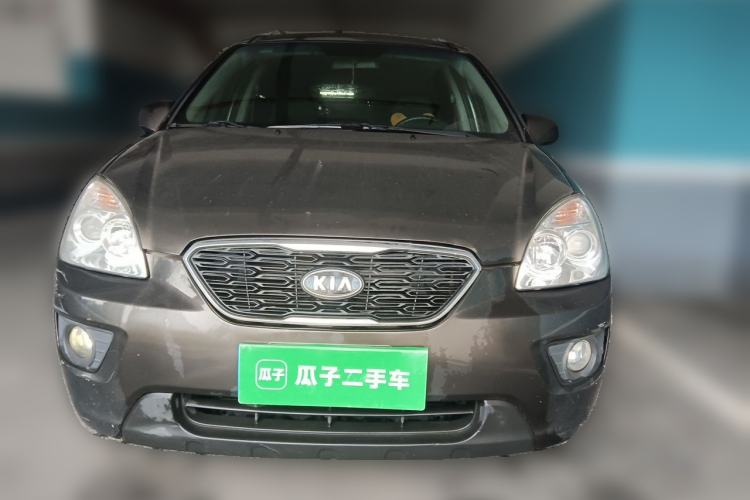 Used Kia Carens 2011 2.0L 7-Seater Automatic Standard Edition Front