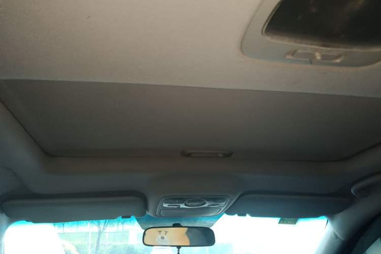 Used Kia Carens 2011 2.0L 7-Seater Automatic Standard Edition Headliner