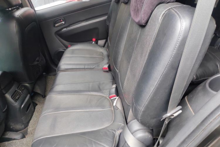 Used Kia Carens 2011 2.0L 7-Seater Automatic Comfort Edition Left Rear Seat