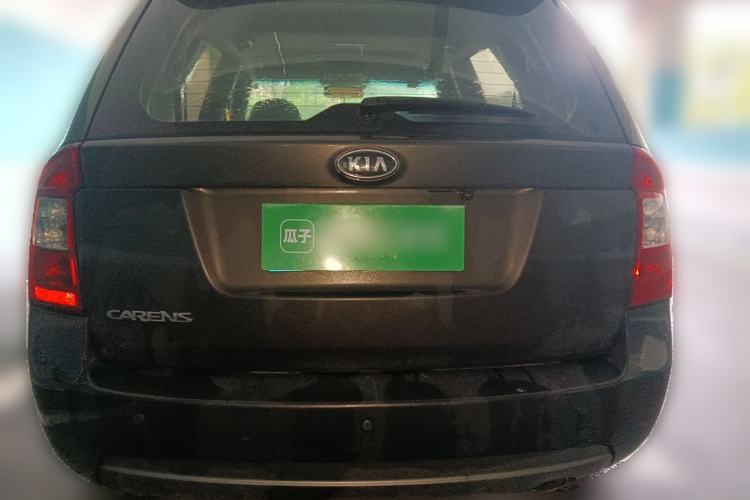 Used Kia Carens 2011 2.0L 7-Seater Automatic Standard Edition Rear