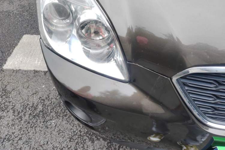 Used Kia Carens 2011 2.0L 7-Seater Automatic Comfort Edition Right Front Headlight