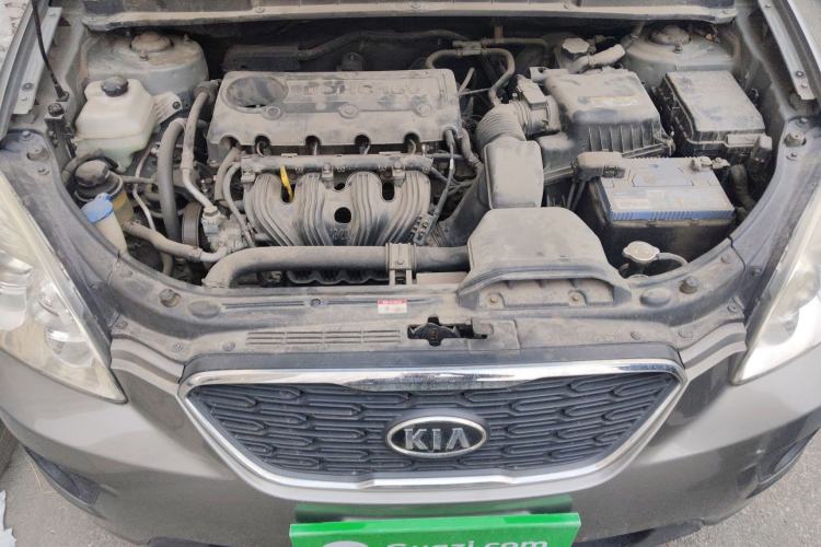 Used Kia Carens 2011 2.0L 7-Seater Automatic Standard Edition Engine Bay