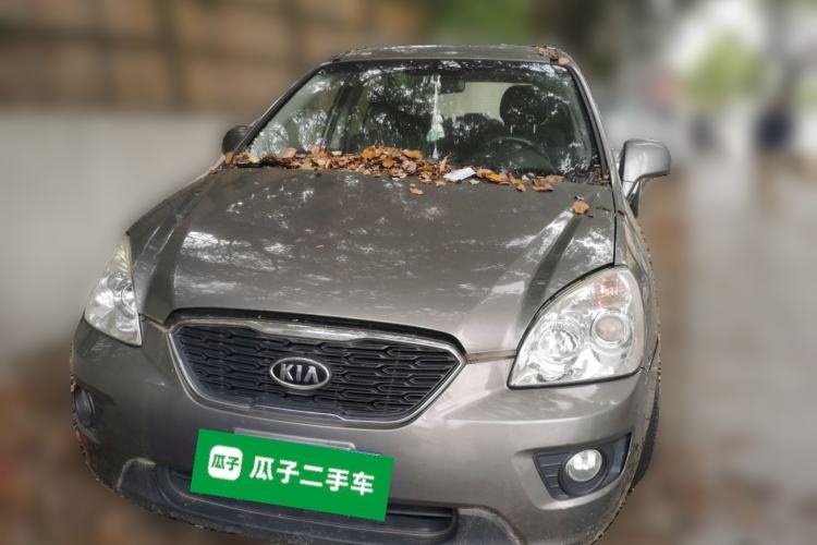 Used Kia Carens 2011 2.0L 5-Seater Automatic Standard Edition Front