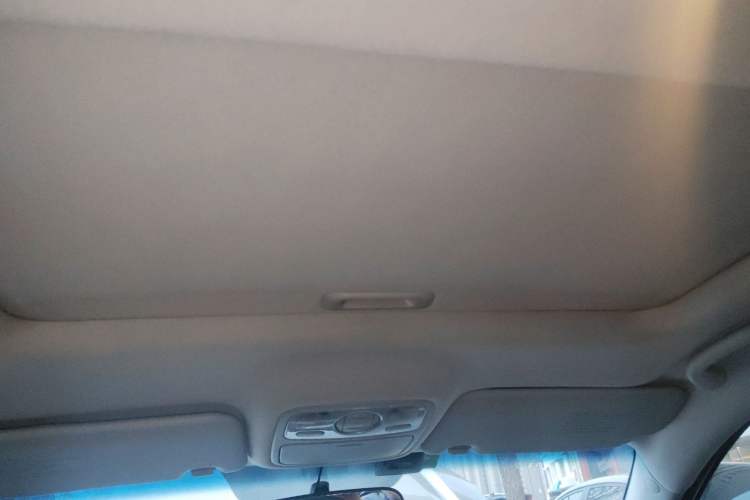 Used Kia Carens 2011 2.0L 7-Seater Automatic Standard Edition Headliner