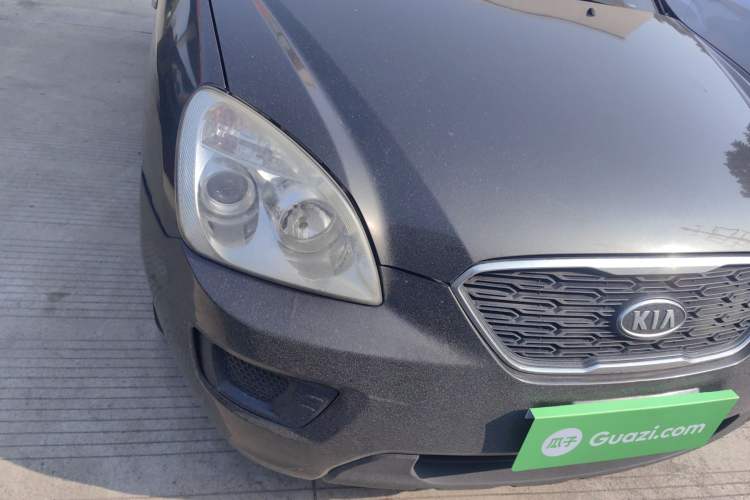 Used Kia Carens 2011 1.6L 5-seat Automatic Luxury Edition Right Front Headlight