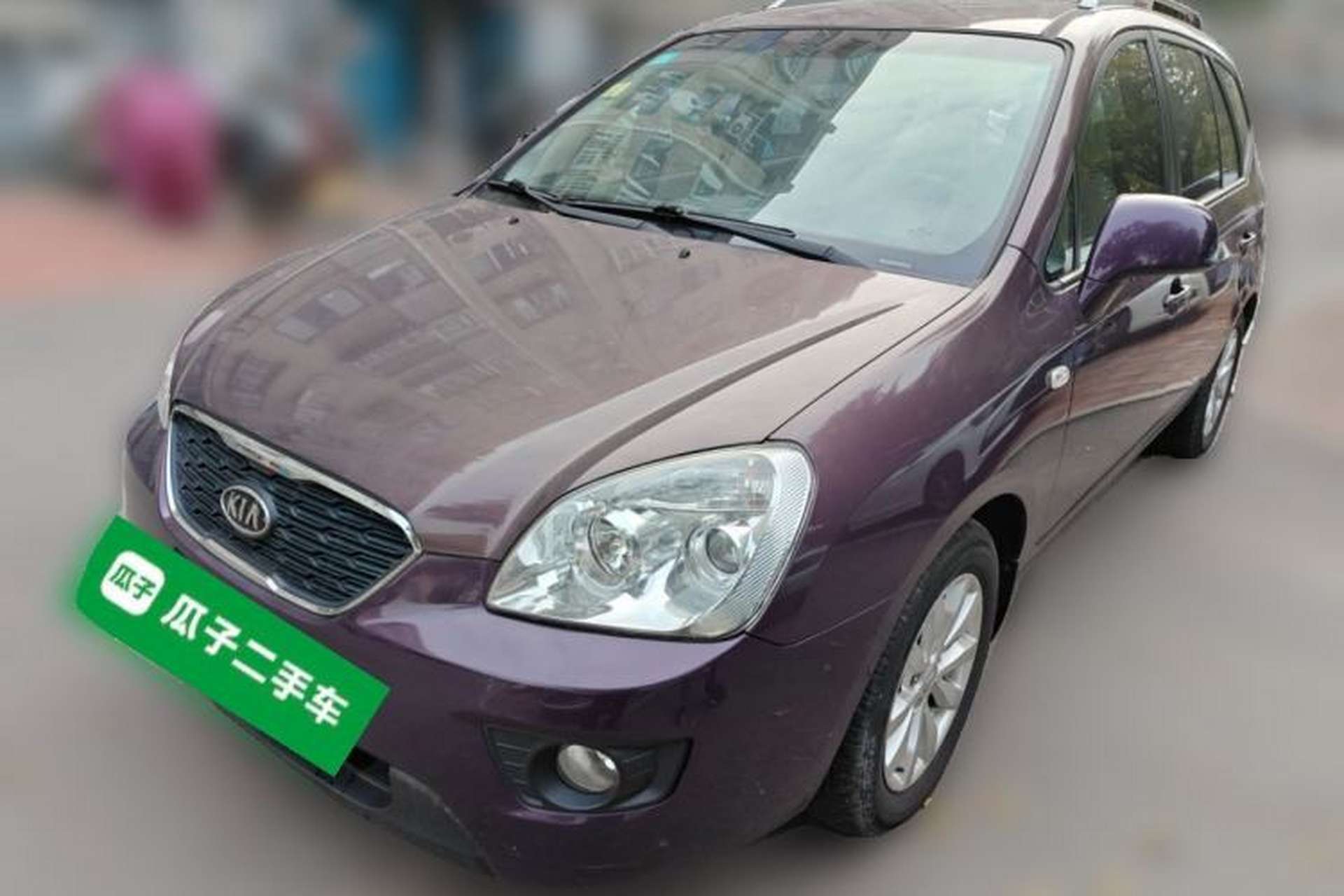 Used Kia Carens 2011 2.0L 7-Seater Automatic Standard Edition Front Left 45 Deg