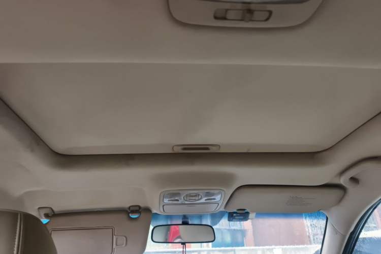 Used Kia Carens 2011 2.0L 7-Seater Automatic Standard Edition Headliner