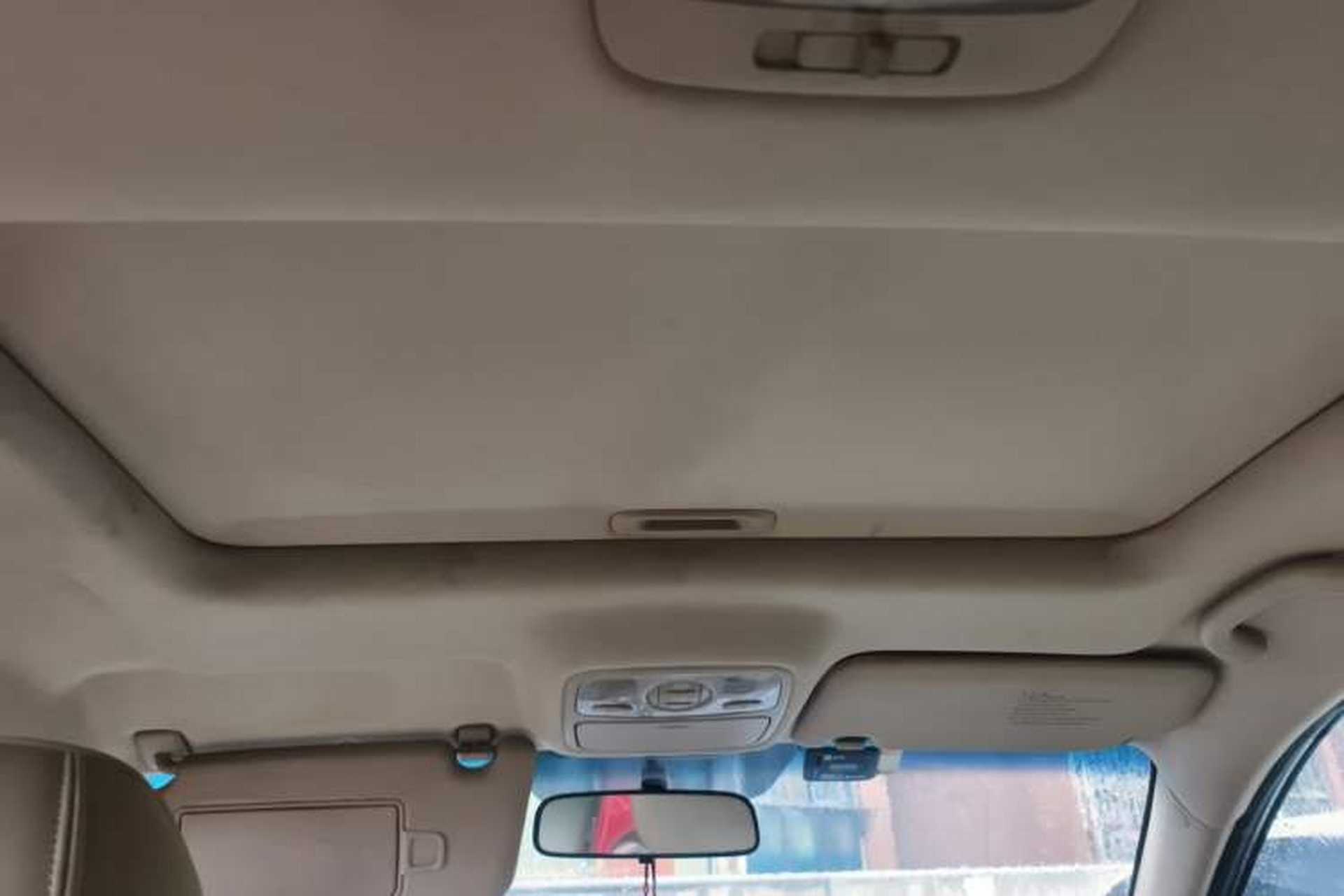 Used Kia Carens 2011 2.0L 7-Seater Automatic Standard Edition Headliner