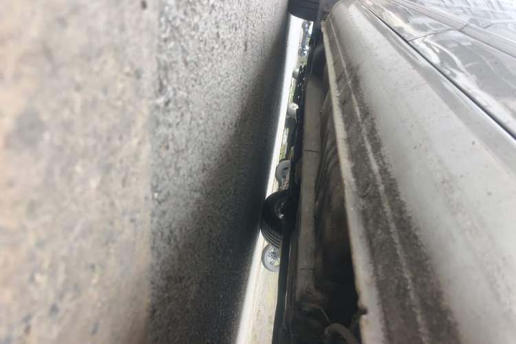 Used Kia Carens 2011 2.0L 7-Seater Automatic Standard Edition Chassis Rear Left