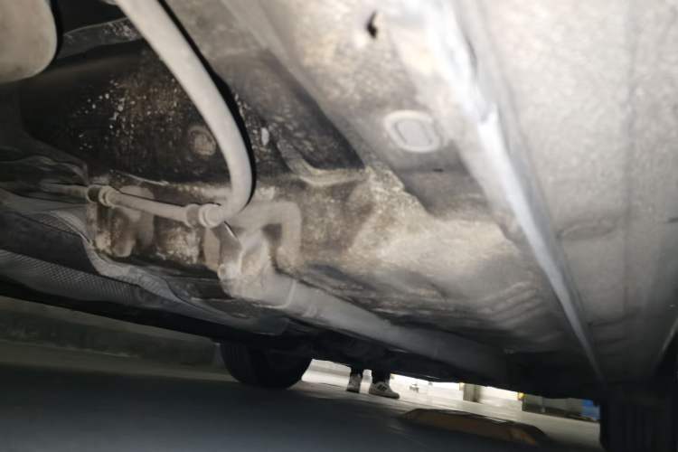 Used Kia Carens 2011 2.0L 7-Seater Automatic Standard Edition Chassis Rear Right