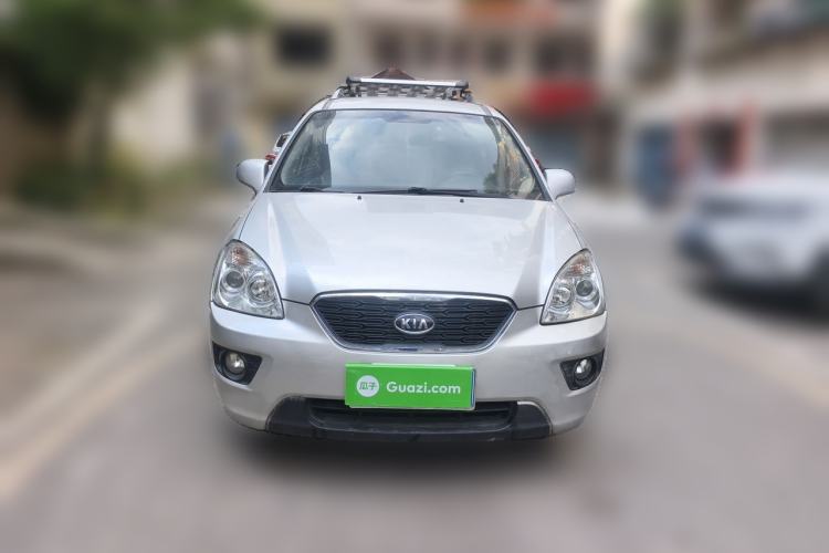 Used Kia Carens 2011 2.0L 7-Seater Automatic Standard Edition Front